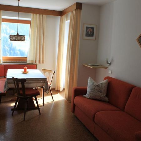 Haus Tasser San Lorenzo di Sebato Bagian luar foto